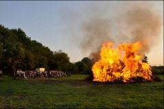 Osterfeuer2011.2