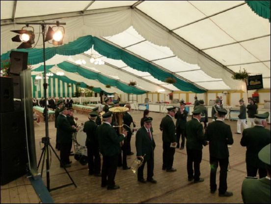 2012_schuetzenfest_aus_der_sicht_der_sunshine_dance_band_21_20140628_1462770861