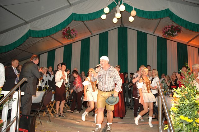 2014_schuetzenfest_montag_serie_2_22_20141003_1380384244
