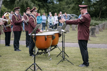 113-2024_05_23_Schuetzenfest_Ehrenmal-00113