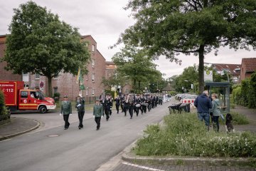 130-2024_05_23_Schuetzenfest_Ehrenmal-00130