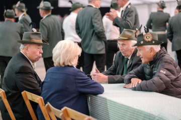 153-2024_05_23_Schuetzenfest_Ehrenmal-00153