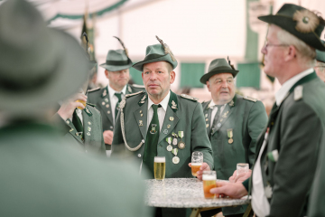 156-2024_05_23_Schuetzenfest_Ehrenmal-00156