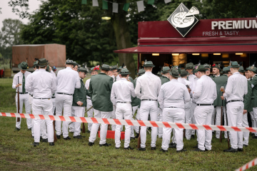 158-2024_05_23_Schuetzenfest_Ehrenmal-00158