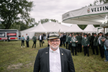 159-2024_05_23_Schuetzenfest_Ehrenmal-00159