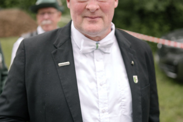 171-2024_05_23_Schuetzenfest_Ehrenmal-00171