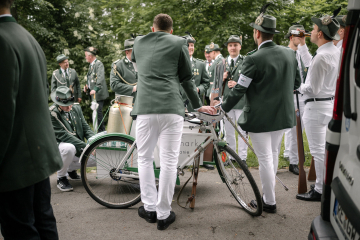 18-2024_05_23_Schuetzenfest_Ehrenmal-00018