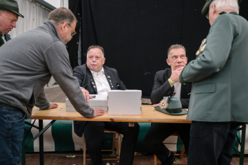 180-2024_05_23_Schuetzenfest_Ehrenmal-00180