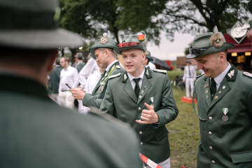 193-2024_05_23_Schuetzenfest_Ehrenmal-00193