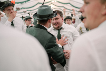 202-2024_05_23_Schuetzenfest_Ehrenmal-00202