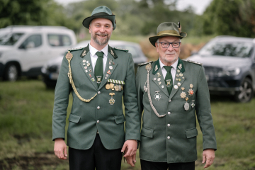 204-2024_05_23_Schuetzenfest_Ehrenmal-00204