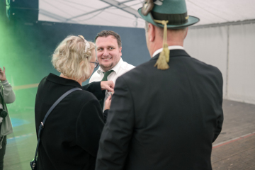 208-2024_05_23_Schuetzenfest_Ehrenmal-00208