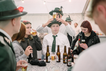 225-2024_05_23_Schuetzenfest_Ehrenmal-00225