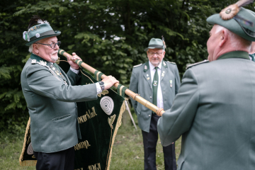 23-2024_05_23_Schuetzenfest_Ehrenmal-00023