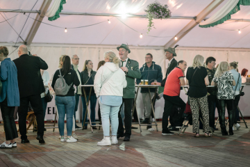 242-2024_05_23_Schuetzenfest_Ehrenmal-00242