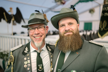 244-2024_05_23_Schuetzenfest_Ehrenmal-00244