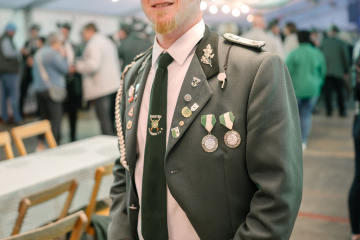 246-2024_05_23_Schuetzenfest_Ehrenmal-00246