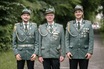 25-2024_05_23_Schuetzenfest_Ehrenmal-00025