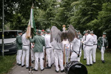 29-2024_05_23_Schuetzenfest_Ehrenmal-00029