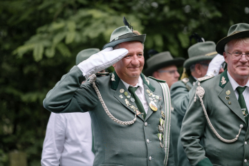 45-2024_05_23_Schuetzenfest_Ehrenmal-00045