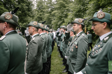 50-2024_05_23_Schuetzenfest_Ehrenmal-00050