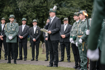 84-2024_05_23_Schuetzenfest_Ehrenmal-00084