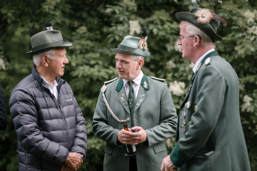 9-2024_05_23_Schuetzenfest_Ehrenmal-00009