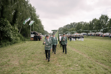222-2024_05_25_Schuetzenfest_Festumzug-00222