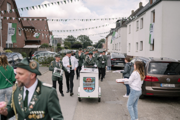 254-2024_05_25_Schuetzenfest_Festumzug-00254