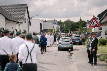 265-2024_05_25_Schuetzenfest_Festumzug-00265
