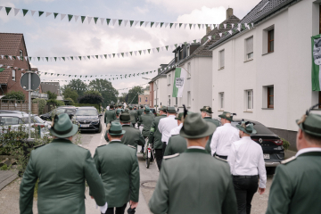 271-2024_05_25_Schuetzenfest_Festumzug-00271