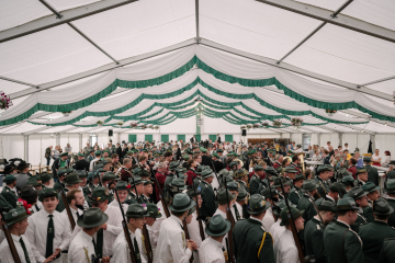 279-2024_05_25_Schuetzenfest_Festumzug-00279