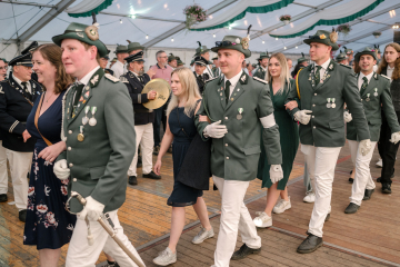 350-2024_05_25_Schuetzenfest_Festumzug-00350