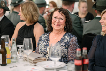 357-2024_05_25_Schuetzenfest_Festumzug-00357