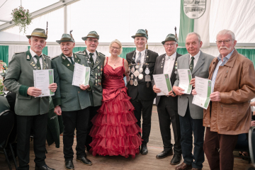 366-2024_05_25_Schuetzenfest_Festumzug-00366