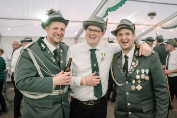 387-2024_05_25_Schuetzenfest_Festumzug-00387