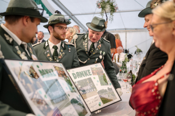 412-2024_05_25_Schuetzenfest_Festumzug-00412