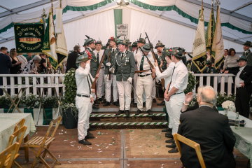 419-2024_05_25_Schuetzenfest_Festumzug-00419