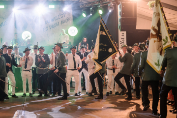 433-2024_05_25_Schuetzenfest_Festumzug-00434