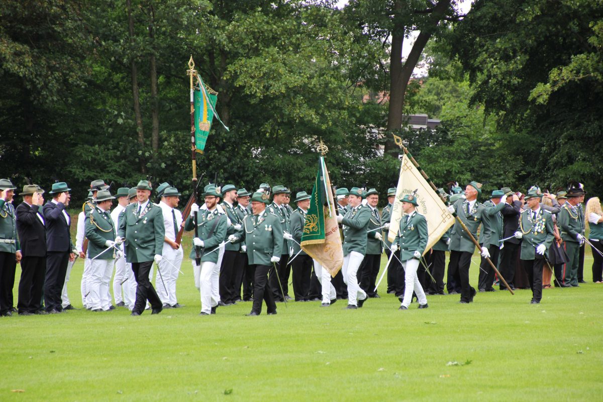 Bilderserie Umzug Holsterhausen 53 - Allgemeiner Bürgerschützenverein ...